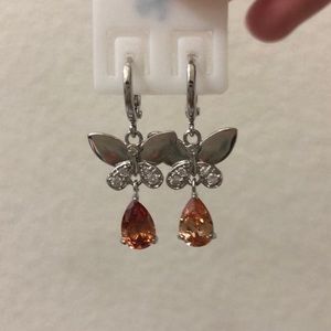 Cute dangling butterfly earrings (hoop)